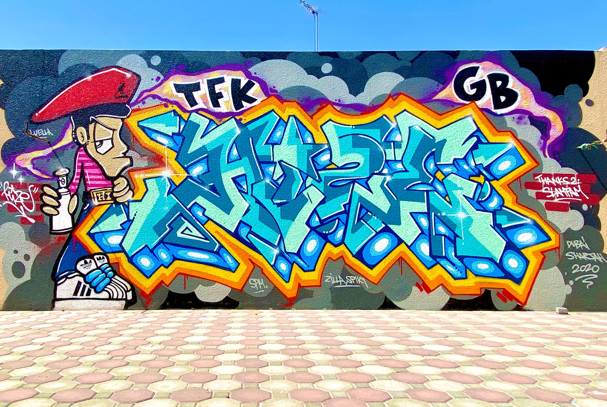 Hize graffiti piece in Sharjah with dynamic letter forms